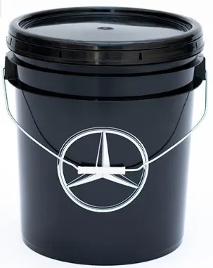20L Car Detailing Bucket With Grit Shield